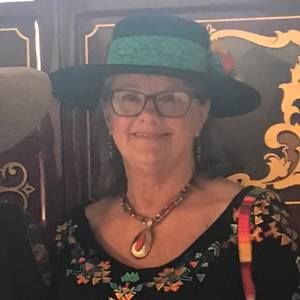 Meet your Posher, Sandy